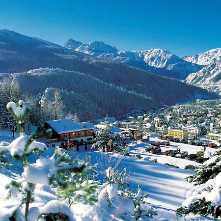 Privat Belvedere**** Apartment